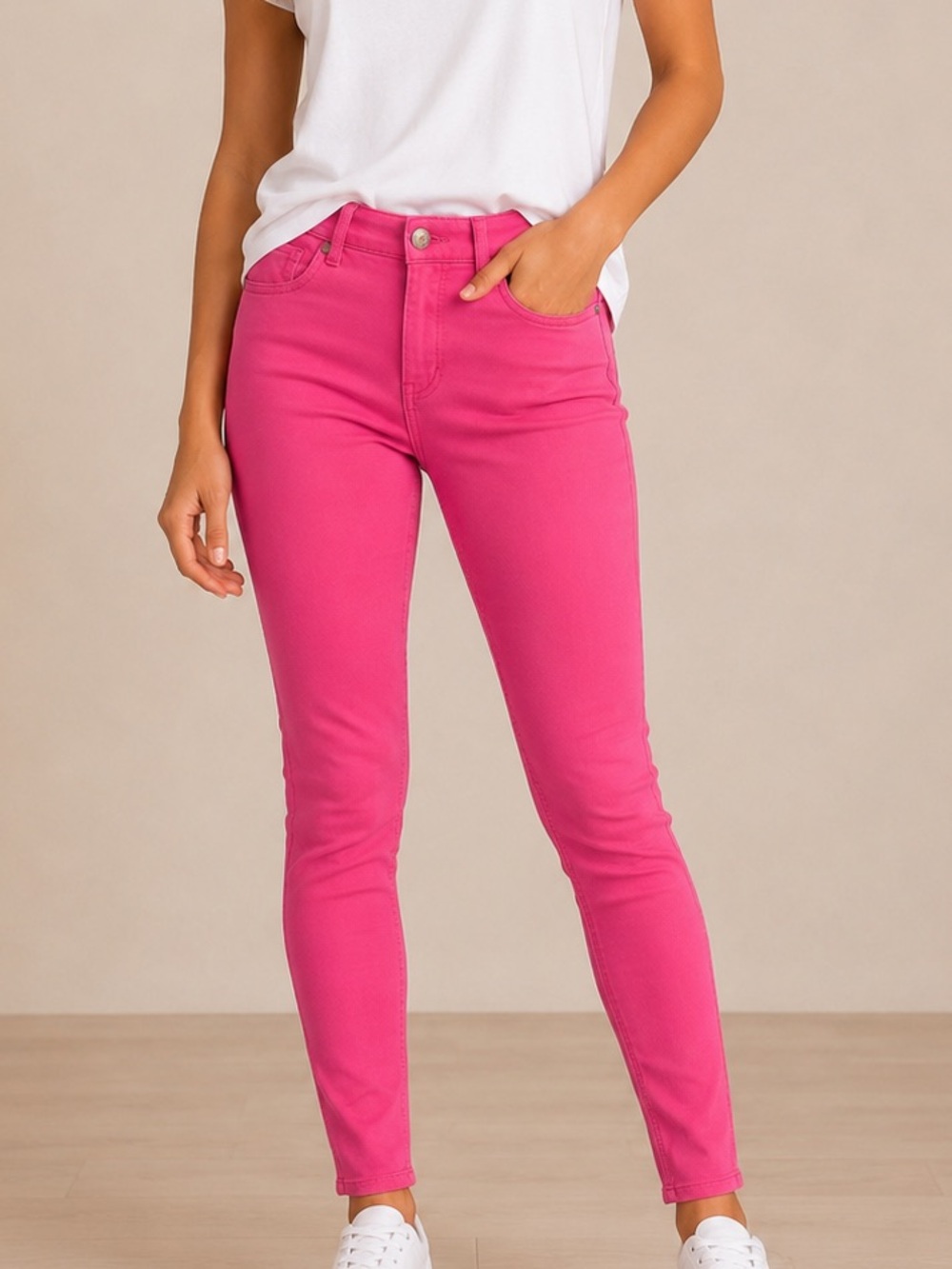 Active USA Women's Skinny Jeans in Bright Pink